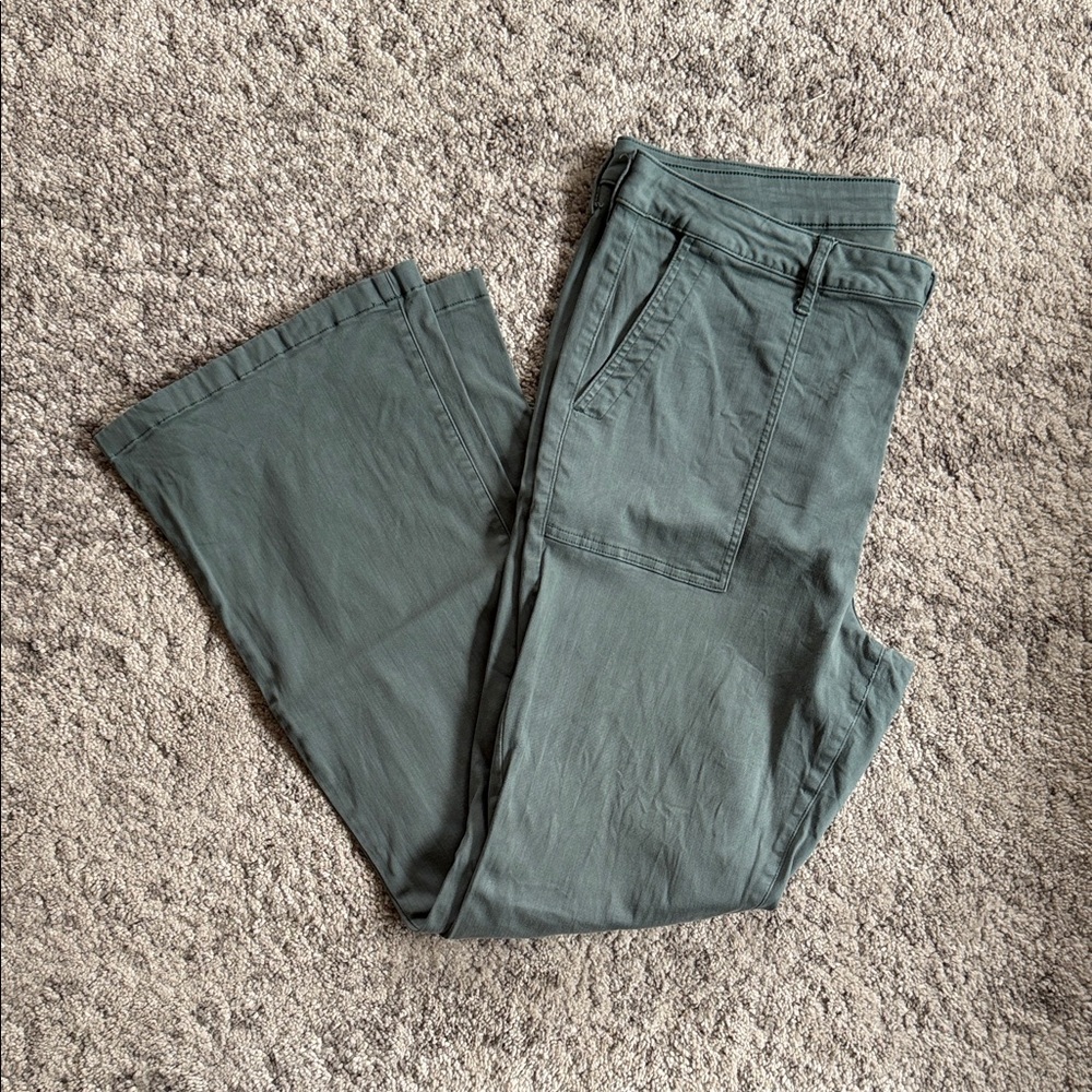Elegant Boot Cut Pants in Forest Green